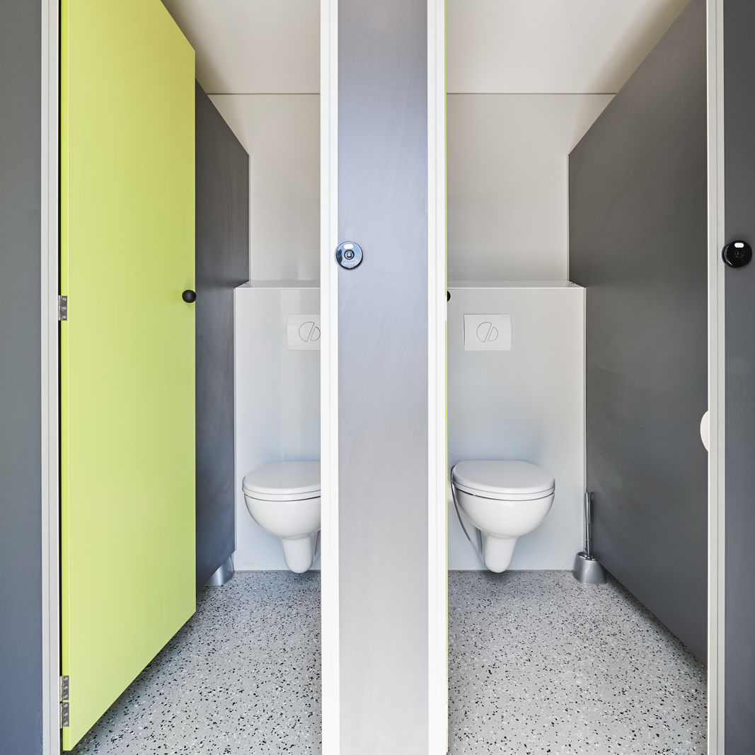 RAHMER Mietservice Toilettenwagen Komfort