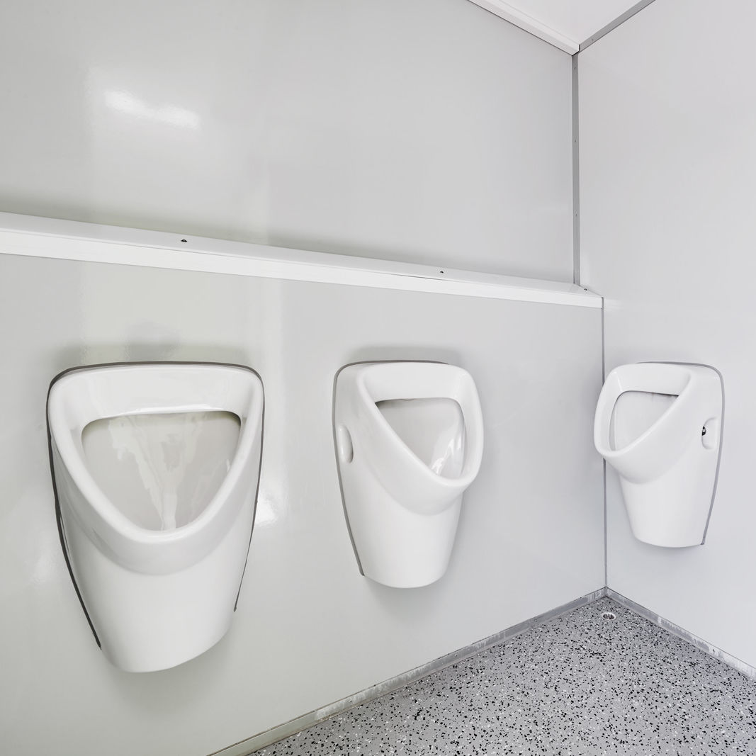 RAHMER Mietservice Toilettenwagen Komfort